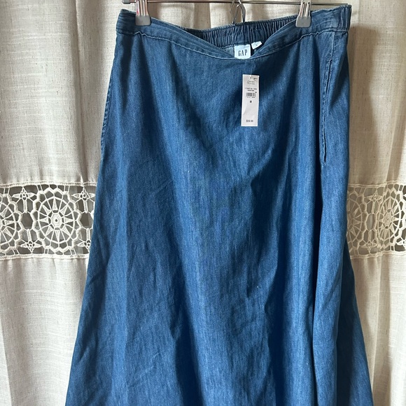 GAP A-Line Blue Denim Skirt - Picture 7 of 10